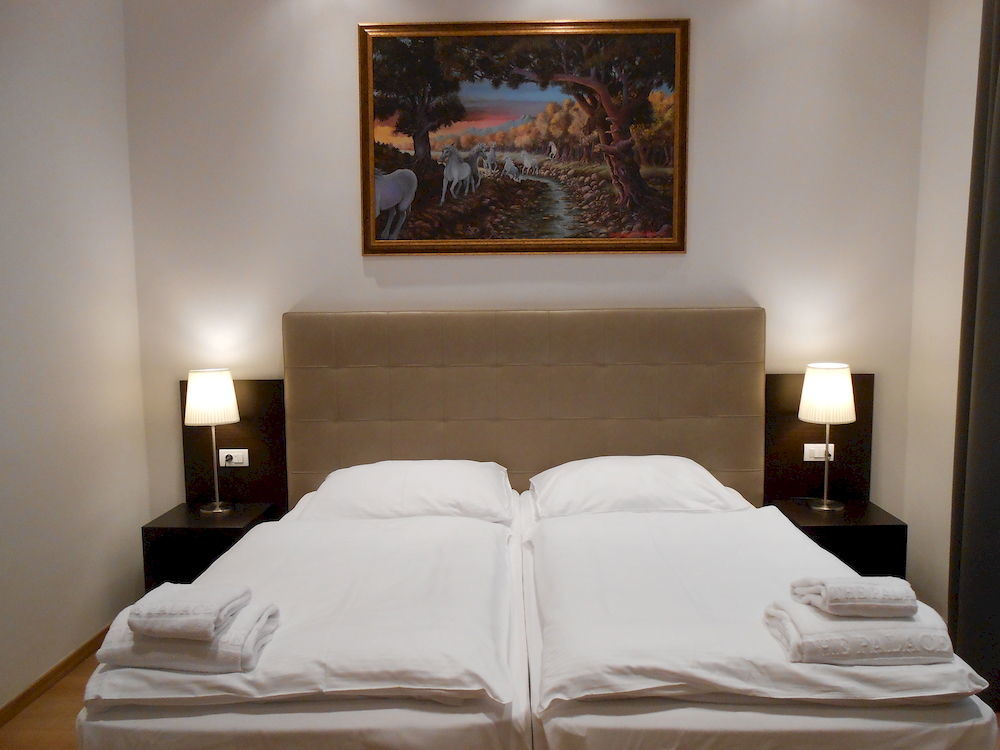 The Palace Suites And Apartments Прага Екстер'єр фото